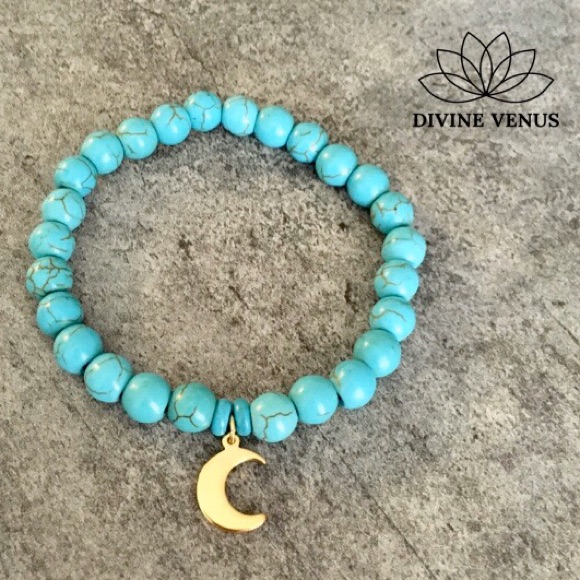 Turquoise Howlite Moon Bracelet